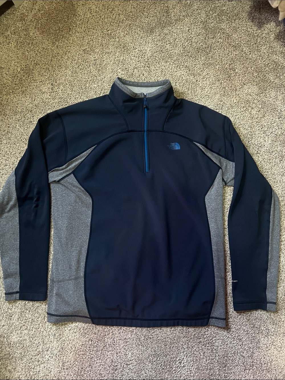 The North Face Men's Navy and Gray Lightweight Quarter-Zip Jacket
